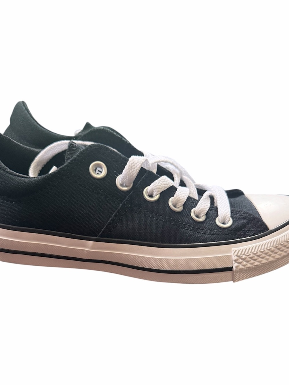 New Chuck Taylor Women’s 6.5 Low top Sneakers Box Has Some Damage